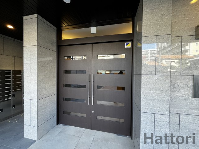 エスリードレジデンス江坂垂水町のエントランス