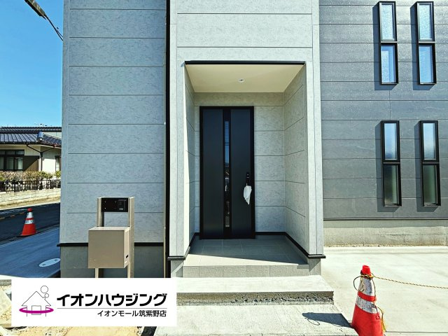 【玄関】小郡市寺福童第二　1号棟