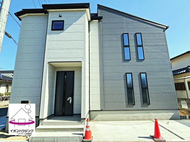 ☆大好評！新築戸建　大還元祭開催中☆
お得なお住まい探しはイオンハウジング イオンモール筑紫野店にお任せ！
ご連絡頂けますと当日のご案内もさせていただきます♪