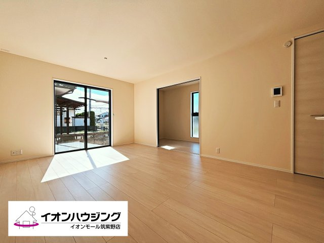 【居間・リビング】小郡市寺福童第二　1号棟