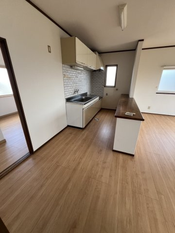 十和田市元町東２丁目のアパートのキッチン|きれいなキッチンです