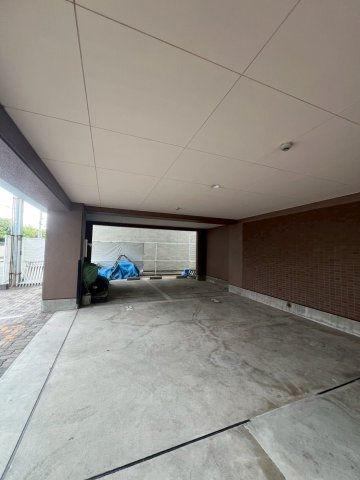 サウスビラITOの駐車場