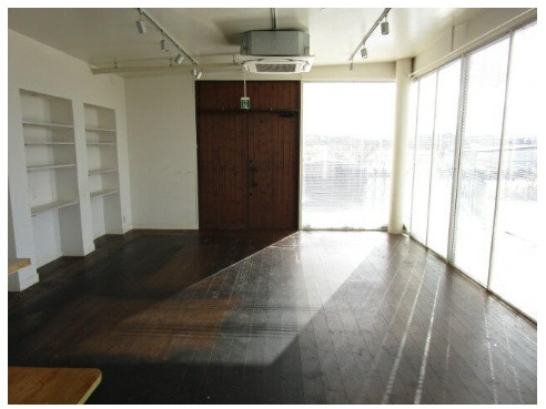 木津大次貸店舗事務所の内装