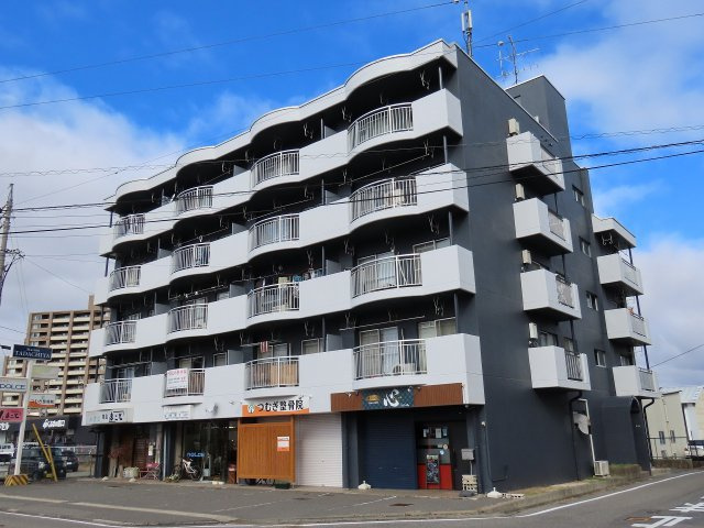 メゾンただちやの外観