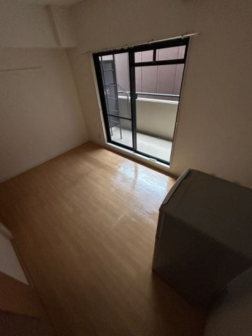 ロイヤル三ッ星Ⅱの居間・リビング