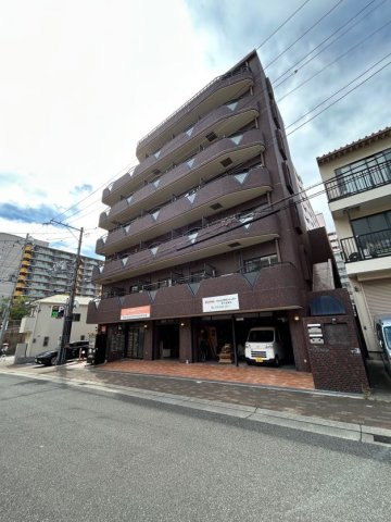 ロイヤル三ッ星Ⅱの外観