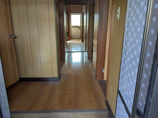 中古戸建　中里見町の玄関