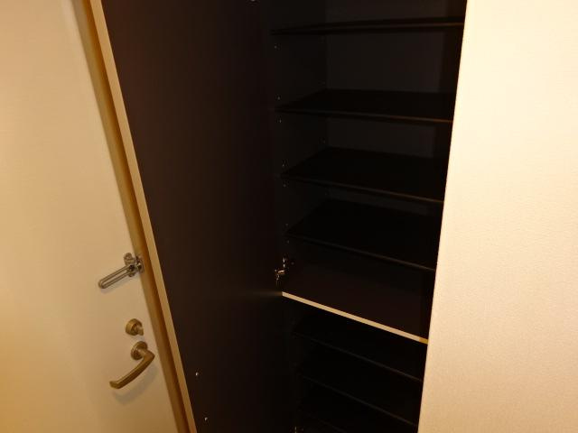 フォルマ日宇那の収納|下駄箱