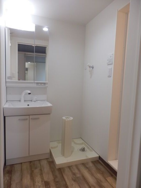 Gallery庄内通(ギャラリーショウナイドオリ)の洗面所