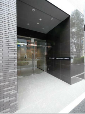 【エントランス】 | LEXE AZEST横濱関内 | オートロックで安心♪