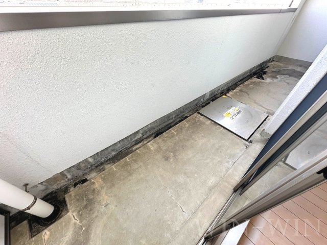 アドヴァンス・ライフ神野のバルコニー