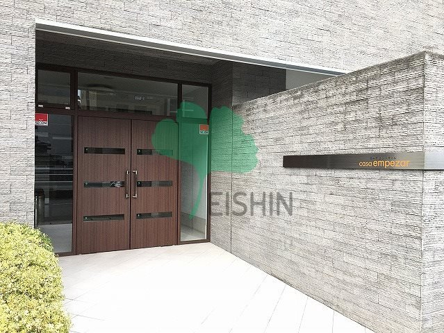 カーサエンペサールのエントランス