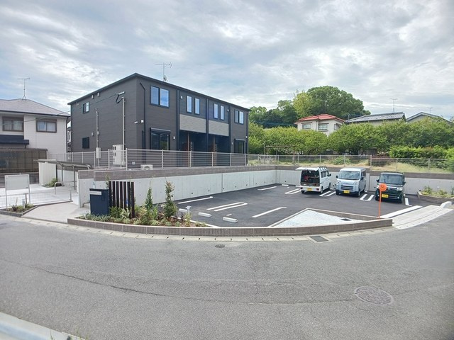サクラ　アパートメントのエントランス