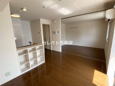 【居間・リビング】 | ライジングサン西宮 A棟 | 【ライジングサン西宮 A棟】ライジングサン西宮A棟102 LDK