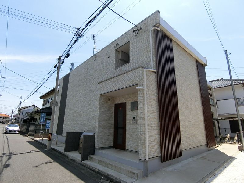 リブリ・Jadeのエントランス