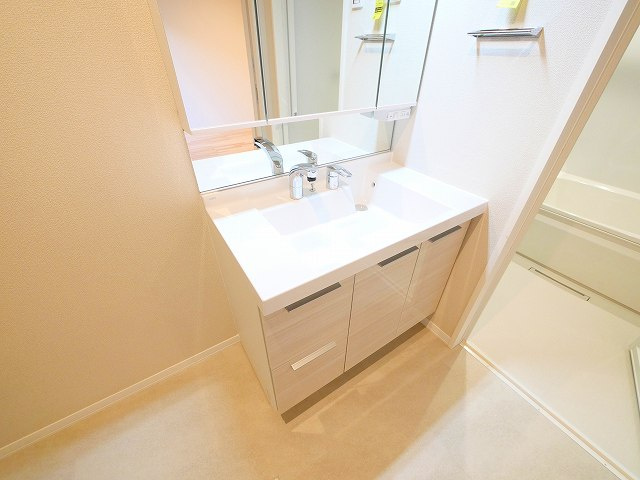 コティマヒルズ生駒の洗面所