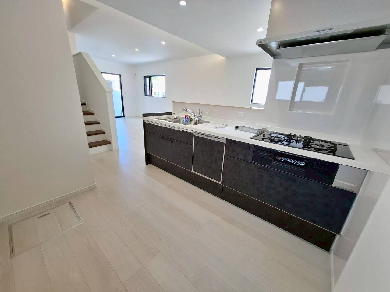 クローバーエース嘉手納屋良Ⅱ　4号棟の内観：施工例|※未完成物件の為、同建築会社施工参考写真となります。