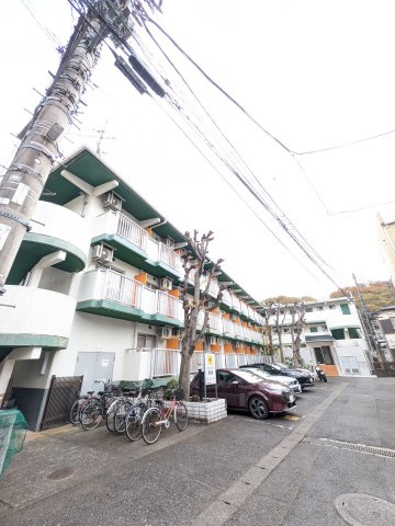 美山コーポ向ヶ丘の外観