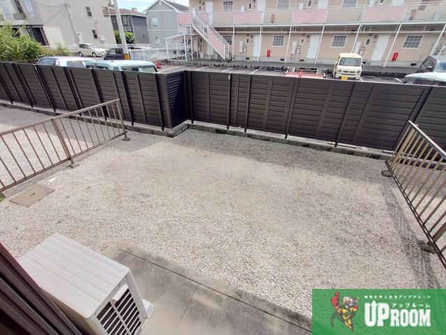 メゾン・ラポールの庭