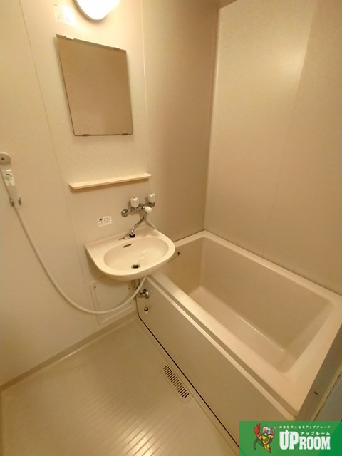 メゾン・ラポールの浴室