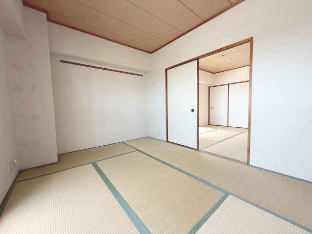 フローラル良元の和室