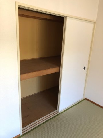 サンライズコーポの収納|便利な収納スペースです