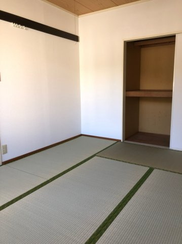 サンライズコーポの和室|きれいな和室です