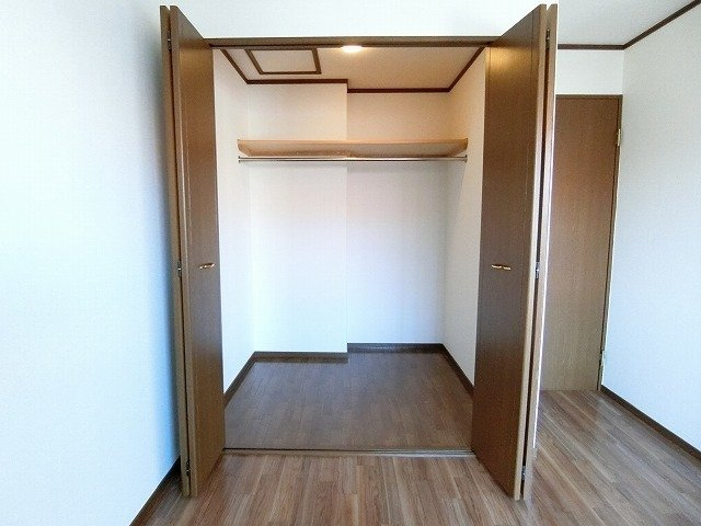 アヴニール川瀬の収納