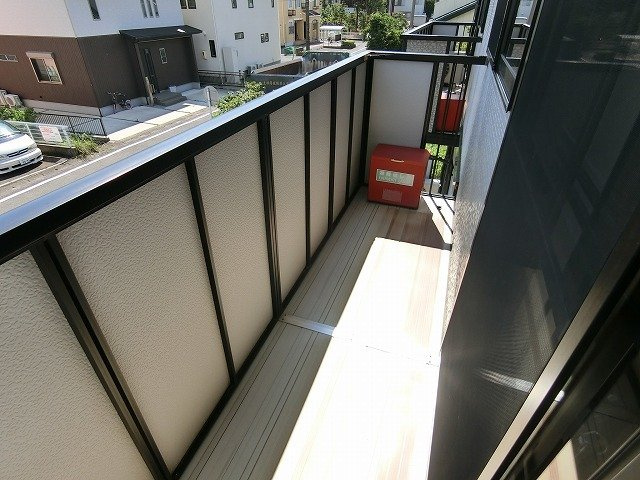 アヴニール川瀬のバルコニー