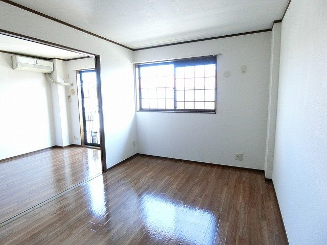 アヴニール川瀬の内装