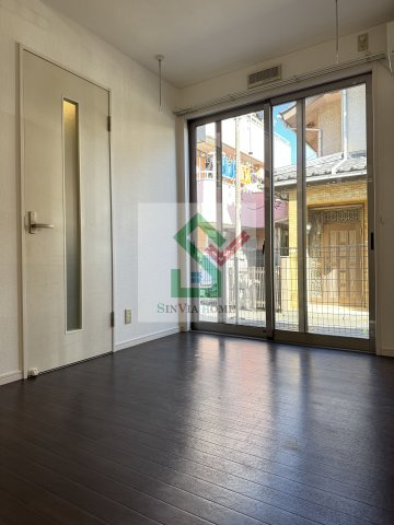 ロードクレストの居間・リビング