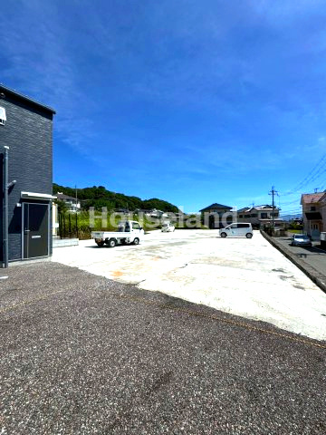 TJ鳴神2　D棟の駐車場