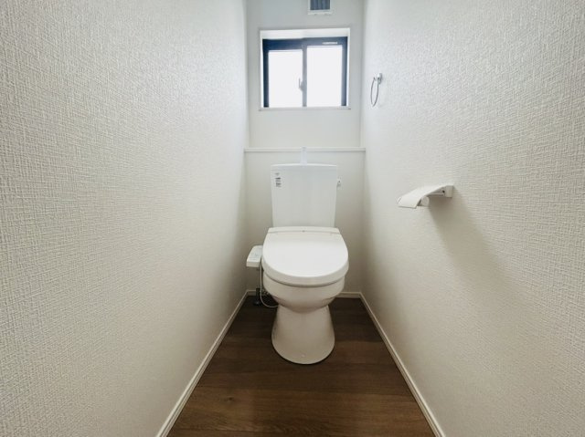 八幡西区引野3丁目2期のトイレ