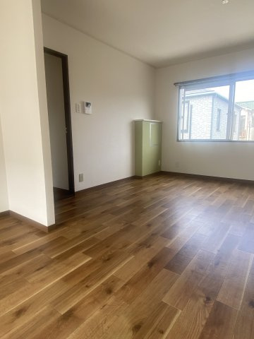 姫路市青山のアパートの居間・リビング