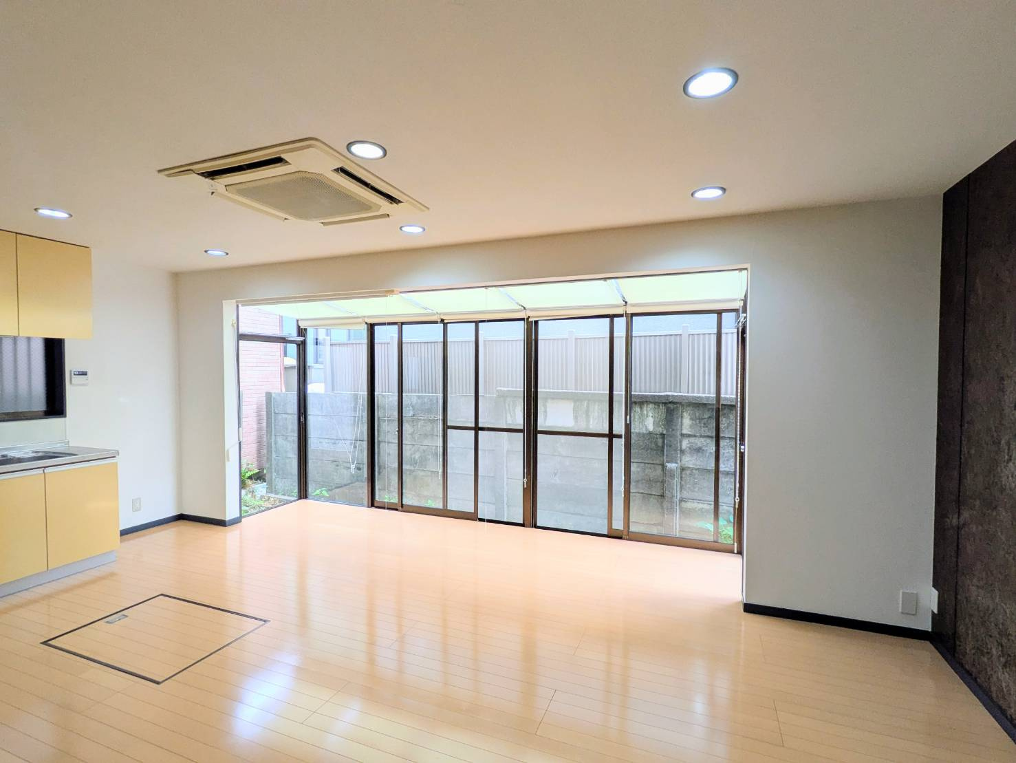 Ｔハウスの居間・リビング