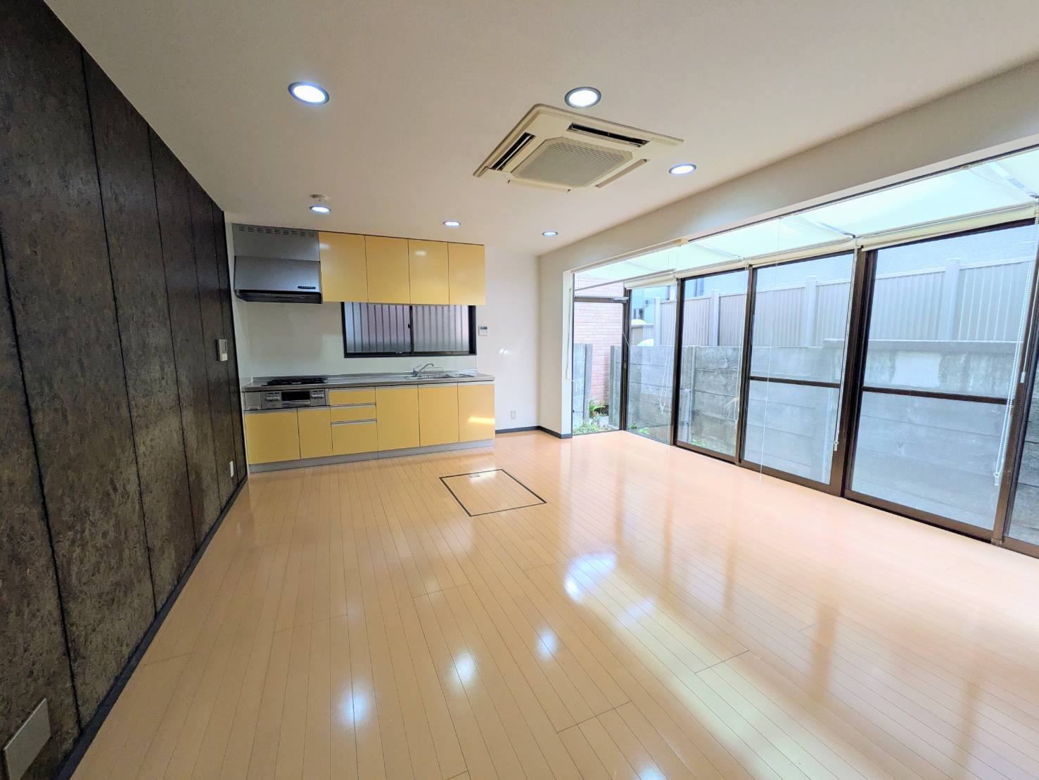 Ｔハウスの居間・リビング