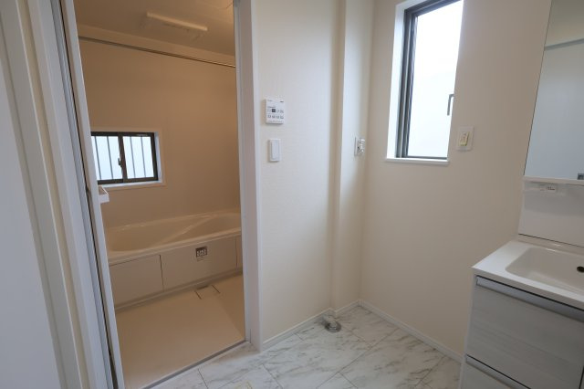 《仲介手数料無料》北区吉野町２丁目191-14新築一戸建てハートフルタウンの浴室