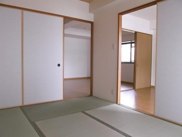 パピヨン565の和室|和室ならではの温かな和の空間で寛ぎの時間を過ごせます