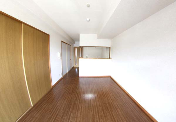 パピヨン565の居間・リビング|リビングです