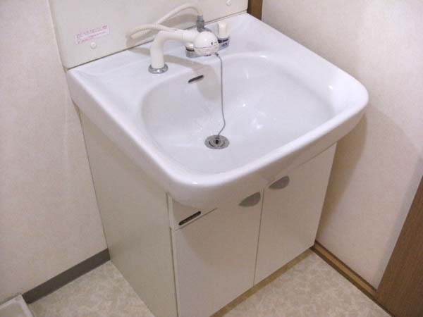 パピヨン565の洗面所|コンパクトで使いやすい洗面所