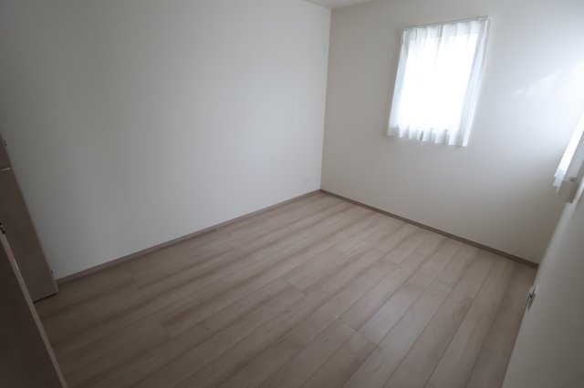 《仲介手数料無料》北区吉野町２丁目191-14新築一戸建てハートフルタウンの洋室