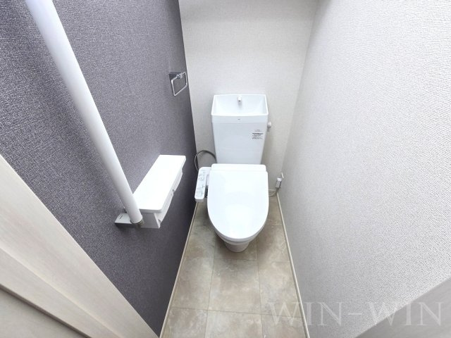 エアリー若松 Ⅲのトイレ|イメージ（同施工会社同一モデルの写真です）