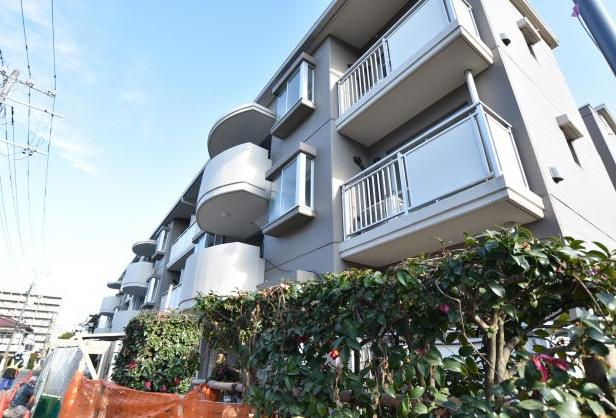 アソシエール文京白山の外観