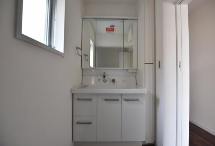 アソシエール文京白山の洗面所