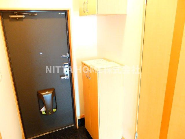 ヴァンベール　いそうの玄関|シューズボックス付きで靴の整理整頓も◎