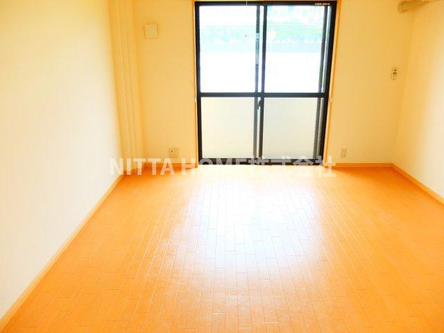 ヴァンベール　いそうの洋室|室内は綺麗な洋室です♪