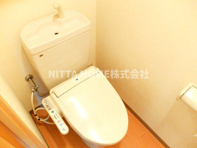 ヴァンベール　いそうのトイレ|ウォシュレットも付いています＊