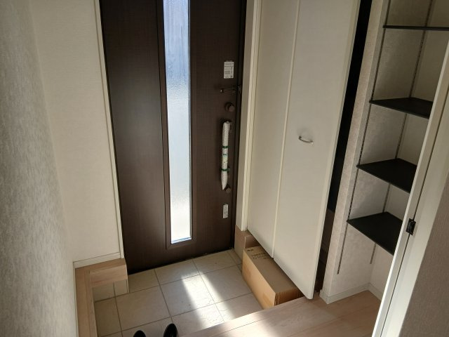 【玄関】 | 吉見町東野第20　 | ２号棟現地玄関（2026年01月06日）撮影