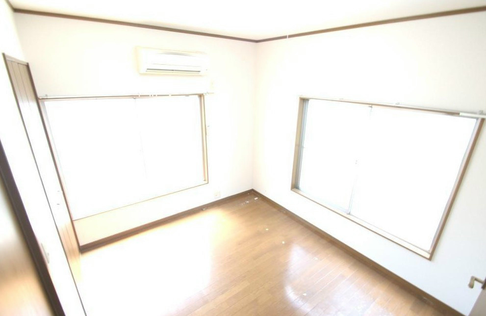 ダルタニアンコートの居間・リビング