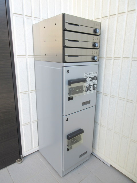 メルベーユ高円寺 ウェストのその他共用部分|★宅配ＢＯＸ★